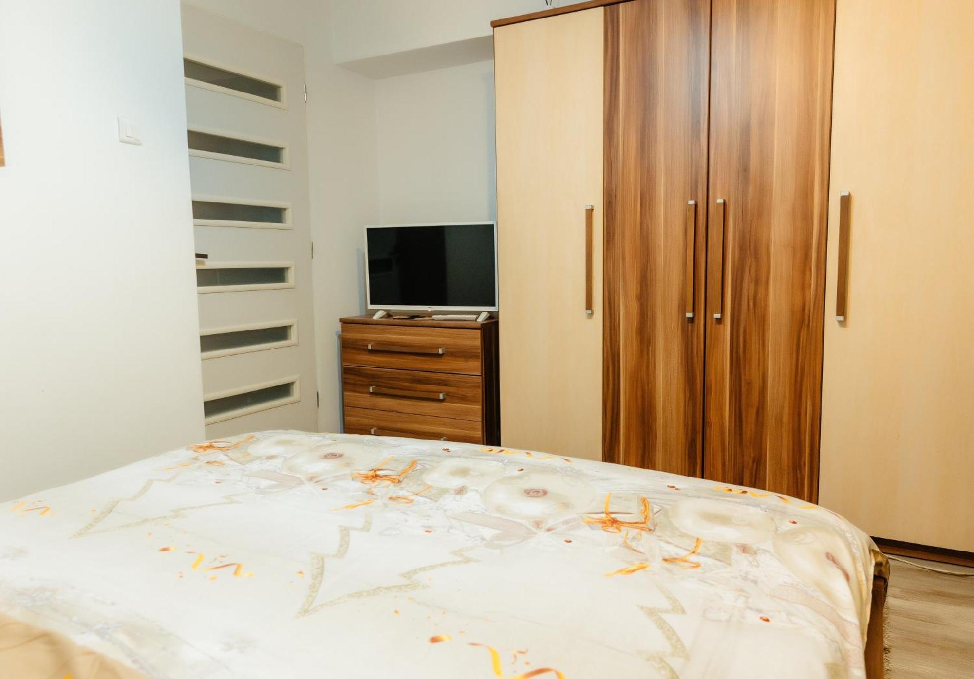 Glamour Ultracentral Craiova Extérieur photo