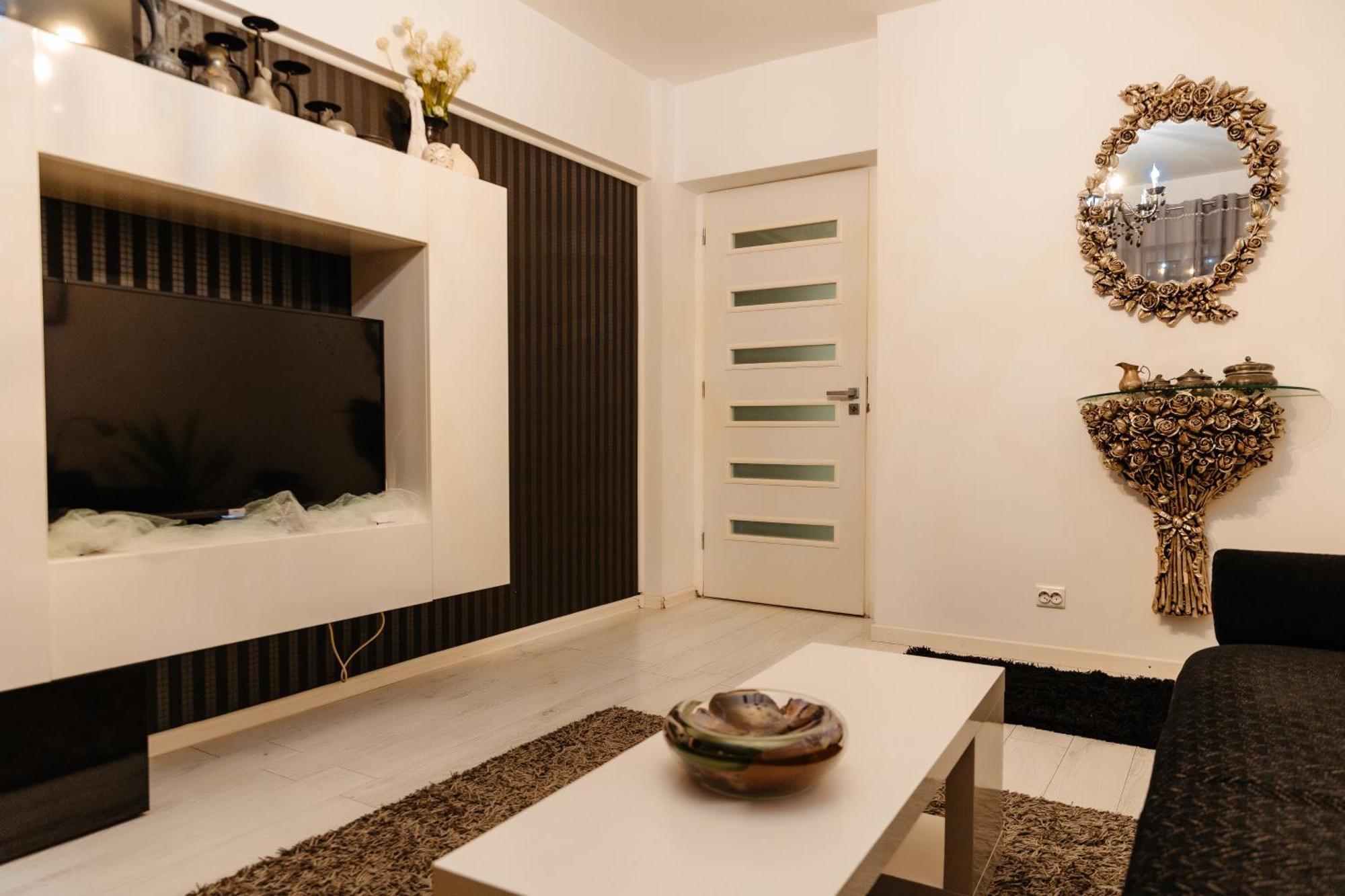 Glamour Ultracentral Craiova Extérieur photo
