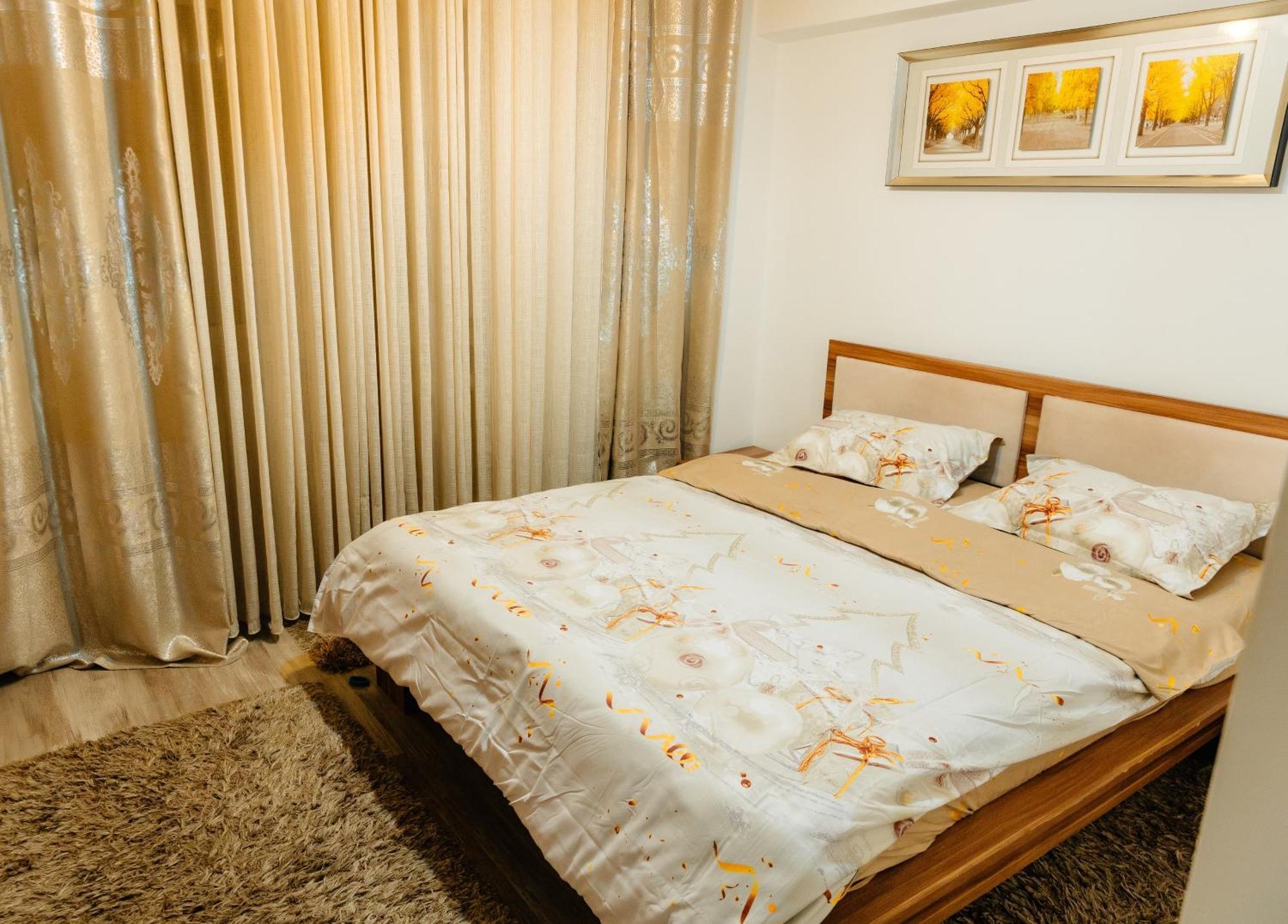 Glamour Ultracentral Craiova Extérieur photo