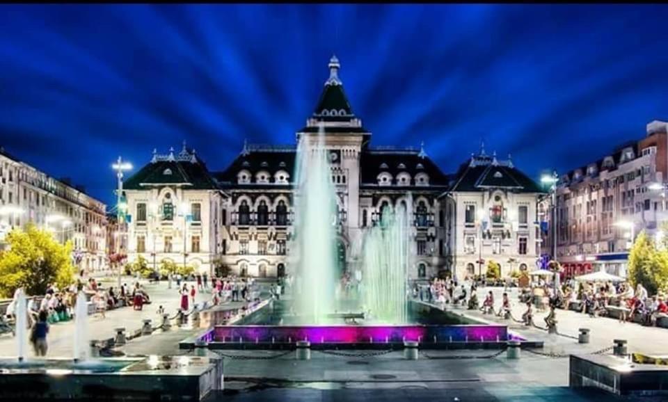 Glamour Ultracentral Craiova Extérieur photo